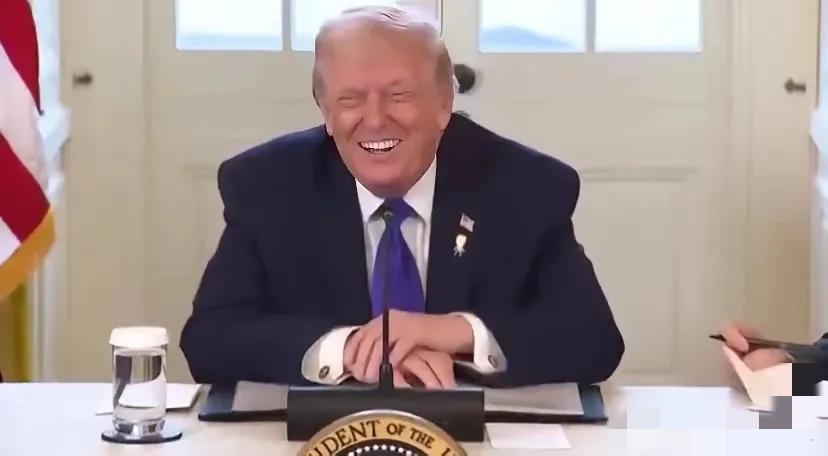 特朗普今天说：“我这人向来不待见风力发电机。”“我可以骄傲地说……自打我上任以来