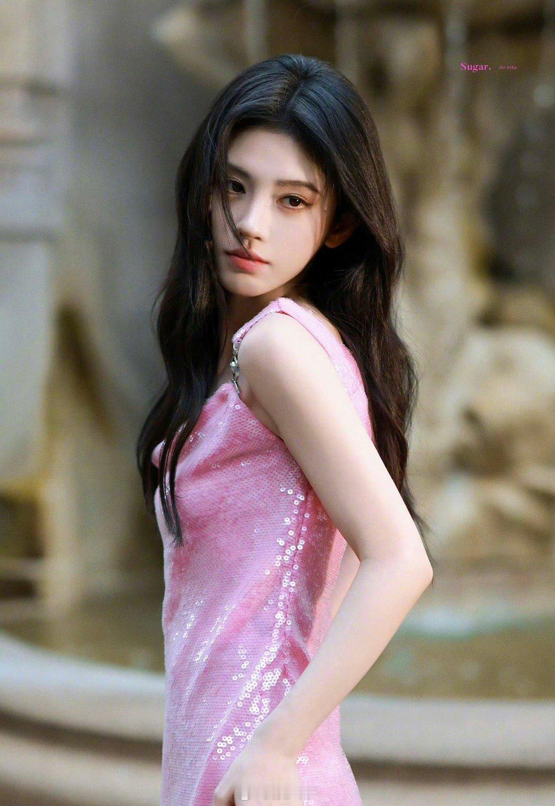 鞠婧祎[超话]鞠婧祎妈咪级别太美了这个鞠婧祎！完全闪耀米兰了[流鼻血] ​​​