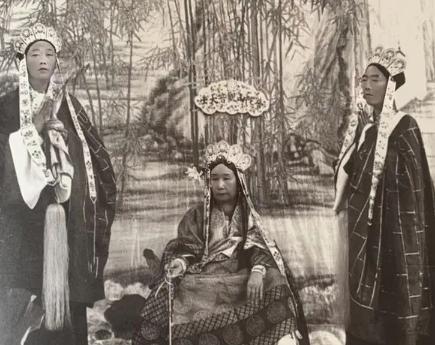 慈禧晚年，睡眠不好，经常失眠，而且很容易被惊醒，只要有一点细微的动静，就会睡不着