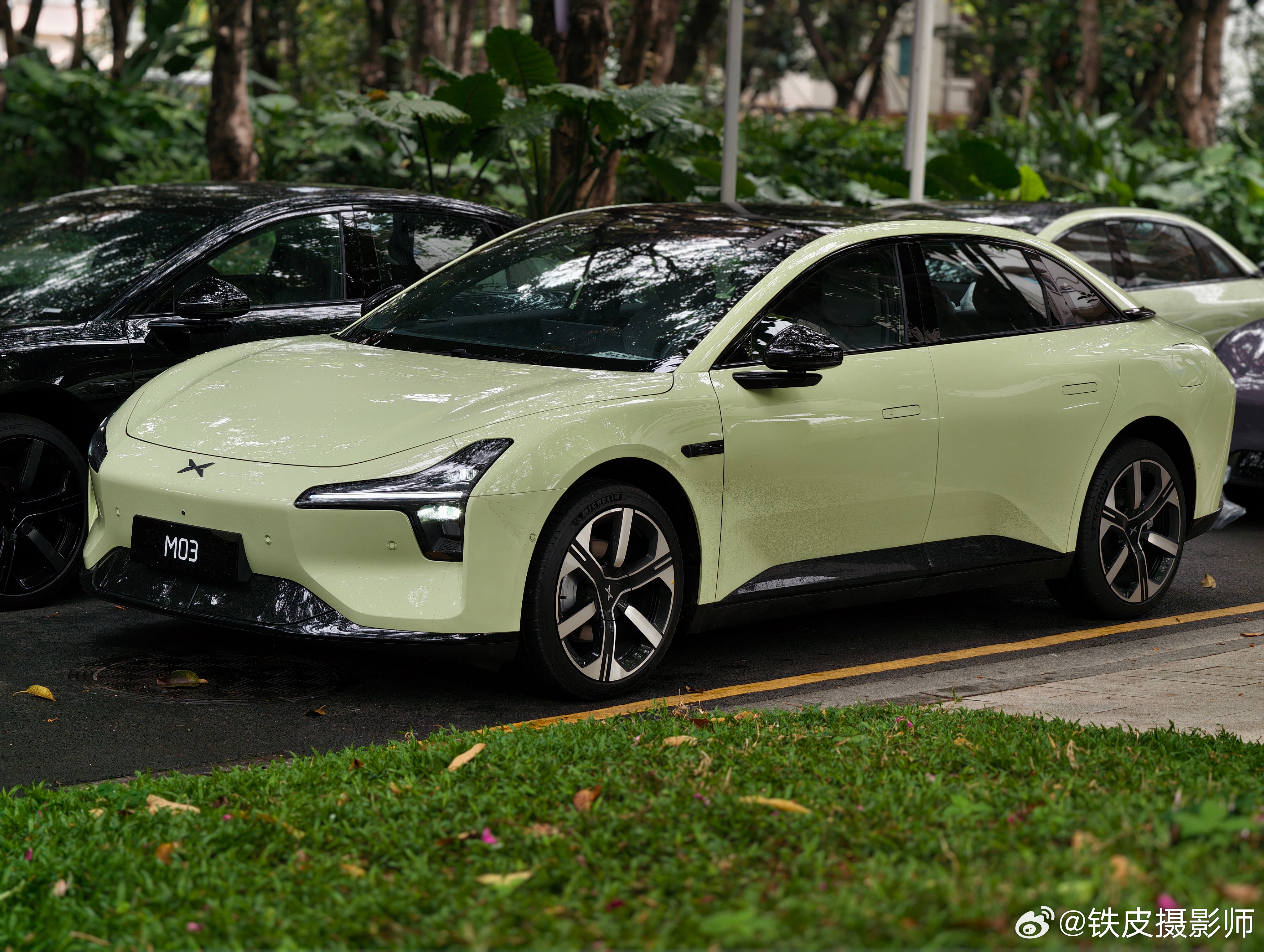 全新的 M03，有春天的颜色！2026款小鹏MONA祝你春天快乐 小鹏mona小