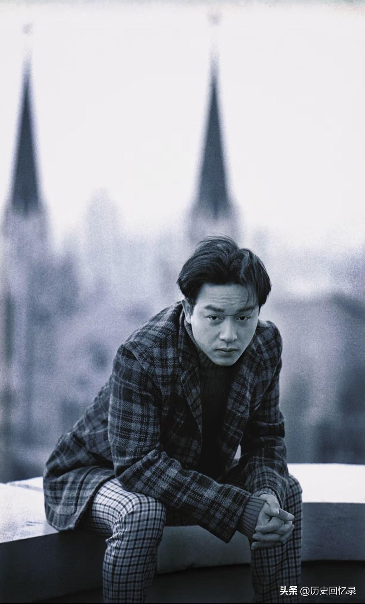 首次曝光
又是罕见的资料重见天日
今天，是张国荣二十三年祭
韩国摄影师Hyung