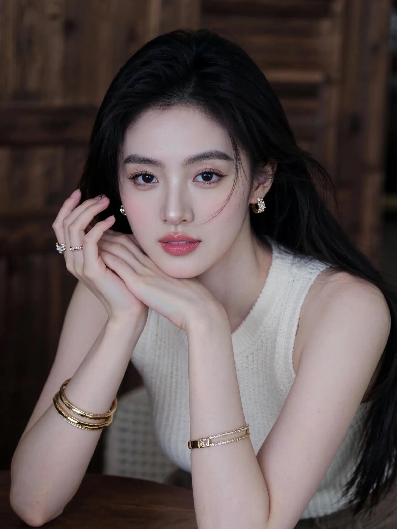 AI低饱和人像 随变ai随便玩 ai创作 随变一拍都很夯 高颜值美女