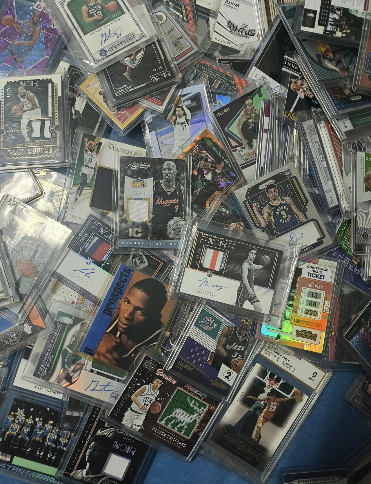 晒晒小卡
200多张，大家喜欢哪张