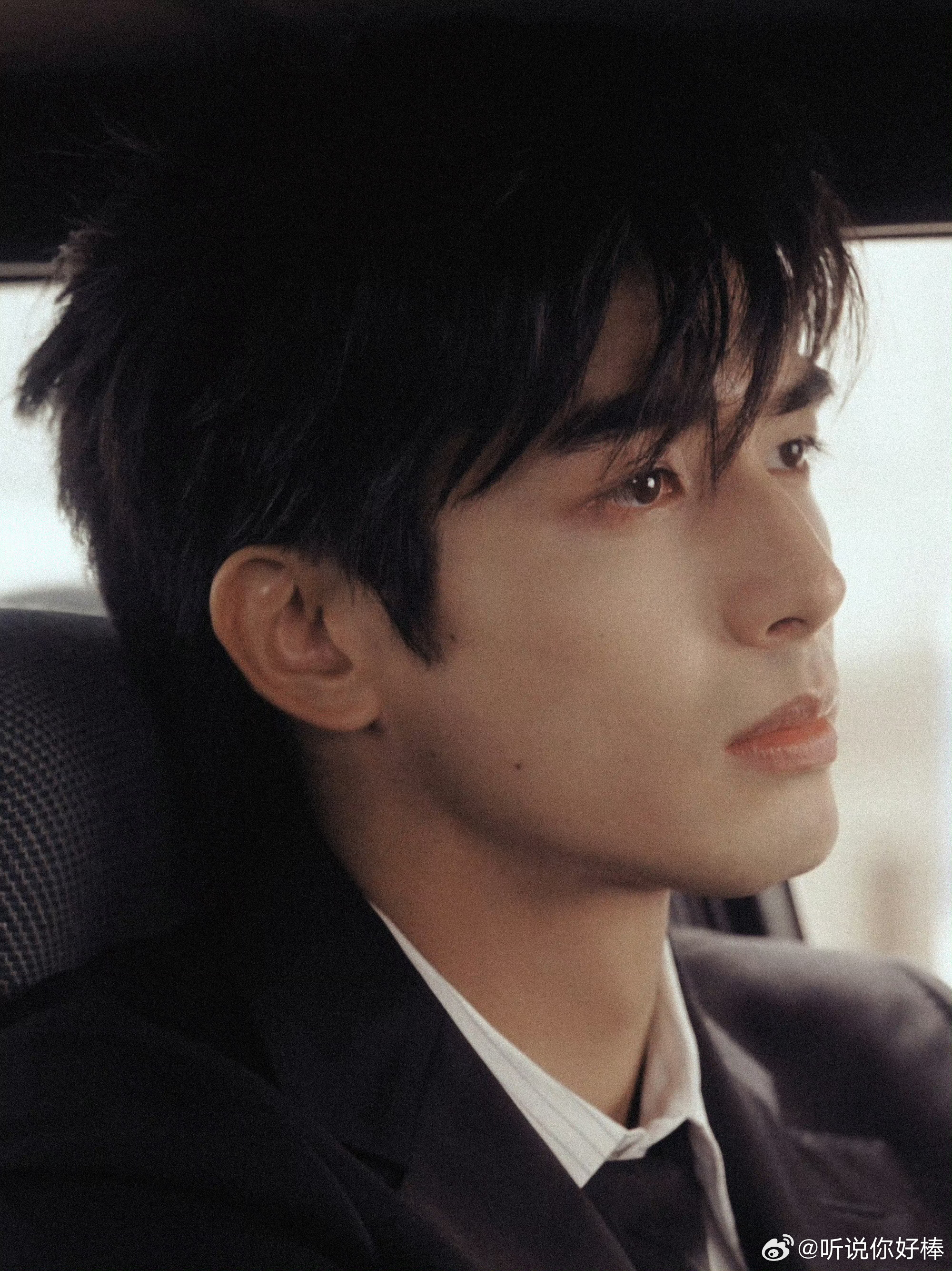 宋威龙野狗骨头编剧真的很爱宋威龙吧 看野狗骨头真的被宋威龙惊艳到，原来他这么会演