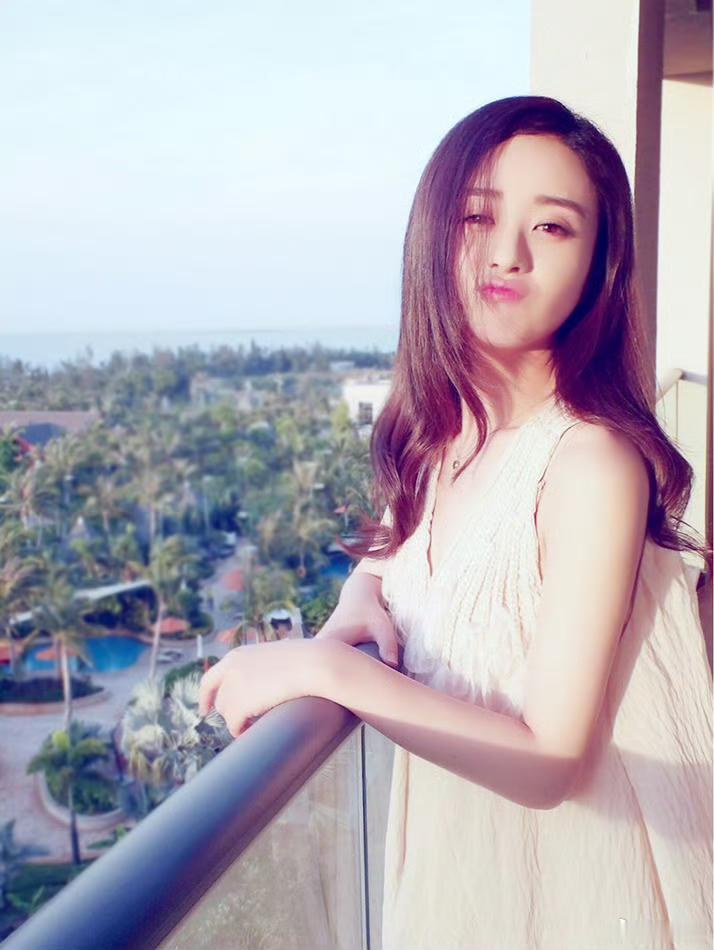 赵丽颖赵丽颖出道二十周年zly赵丽颖 纪梵希其实你是一个最美好的存在
