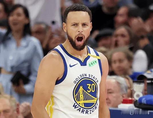 库里次节火热爆发！勇士稳步拉开森林狼分差
 
北京时间10月29日，NBA常规赛