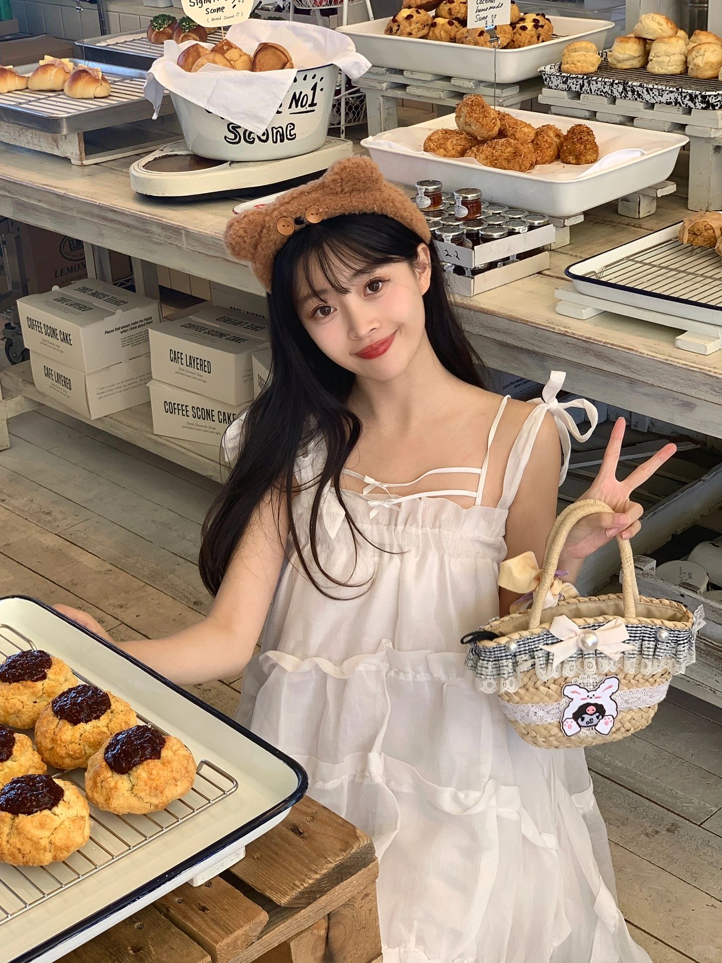 🐕小狗咖啡店 | 小白裙也太初恋感了吧！