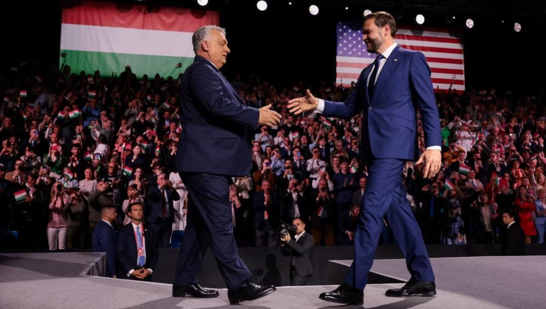 大国救不了欧尔班，美俄皆尴尬。
2026年匈牙利大选前，美国副总统万斯亲自跑去布