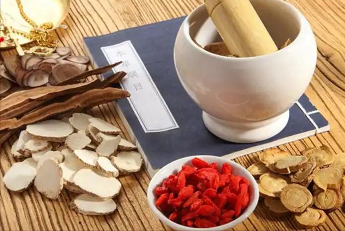 血糖升高为啥容易口干？







最近很多血糖高的朋友问我，为什么总是会口干