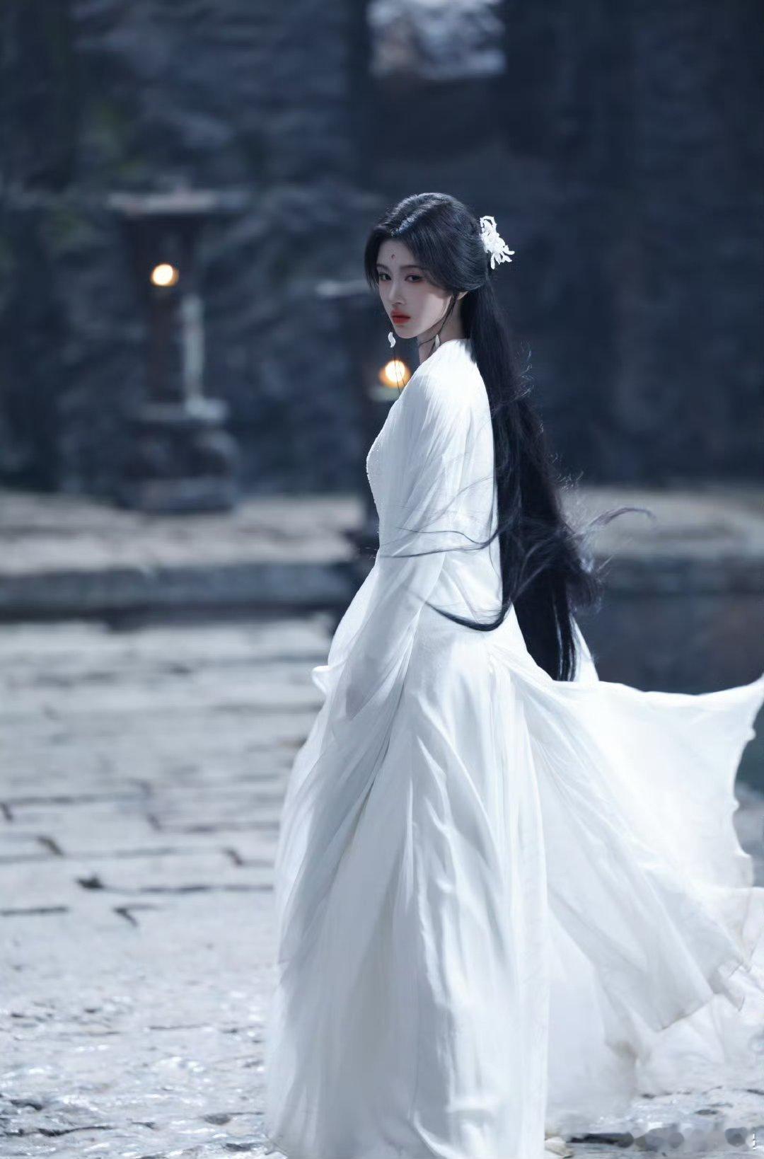 月鳞绮纪鞠婧祎收官海报鞠婧祎收官海报月鳞绮纪鞠婧祎收官海报挺好的 