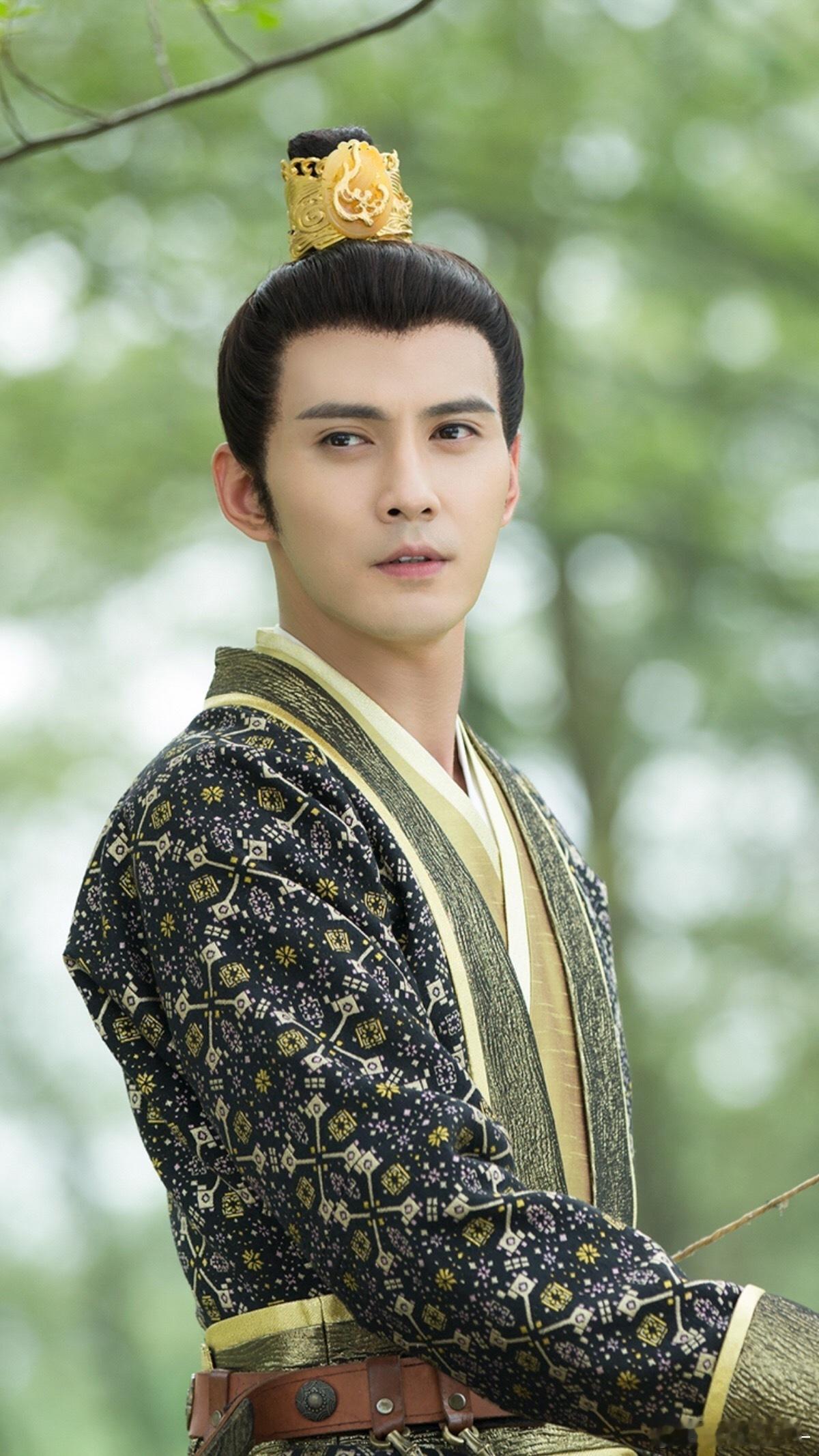 何不同舟渡领衔主演徐正溪 徐正溪把古装权臣的氛围感焊在身上了！夏侯骏多疑冷酷的设