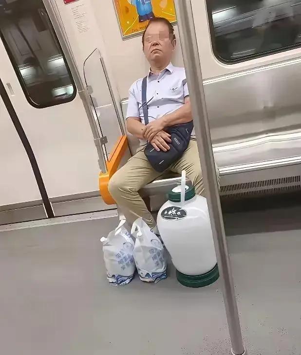 恕我学识浅薄，大爷整这一堆东西都是干啥用的啊？