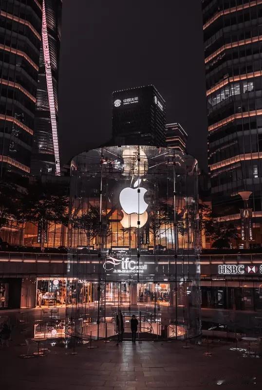 爆一篇一万阅读量的文，感觉就像开盲盒中奖了！我之前写了篇关于乔布斯的文章，从他车