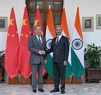 刷到印度外长苏杰生那个所谓的“交换条件”，我是真没忍住笑出了声。

居然说印度不