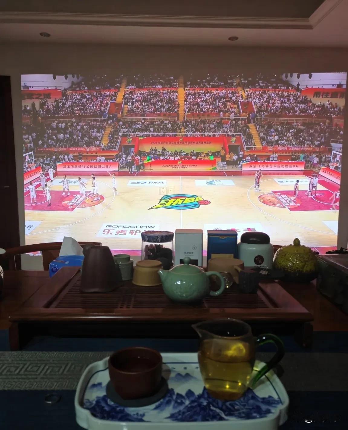 一个中年男人的通病
中年男人似乎都得了一种病，叫做无兴趣综合征。
旅游吧，感觉哪