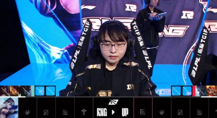 RNG的五个上单同框了！笑死我，两个在bp，两个在ob，还有一个在努力！#英雄联