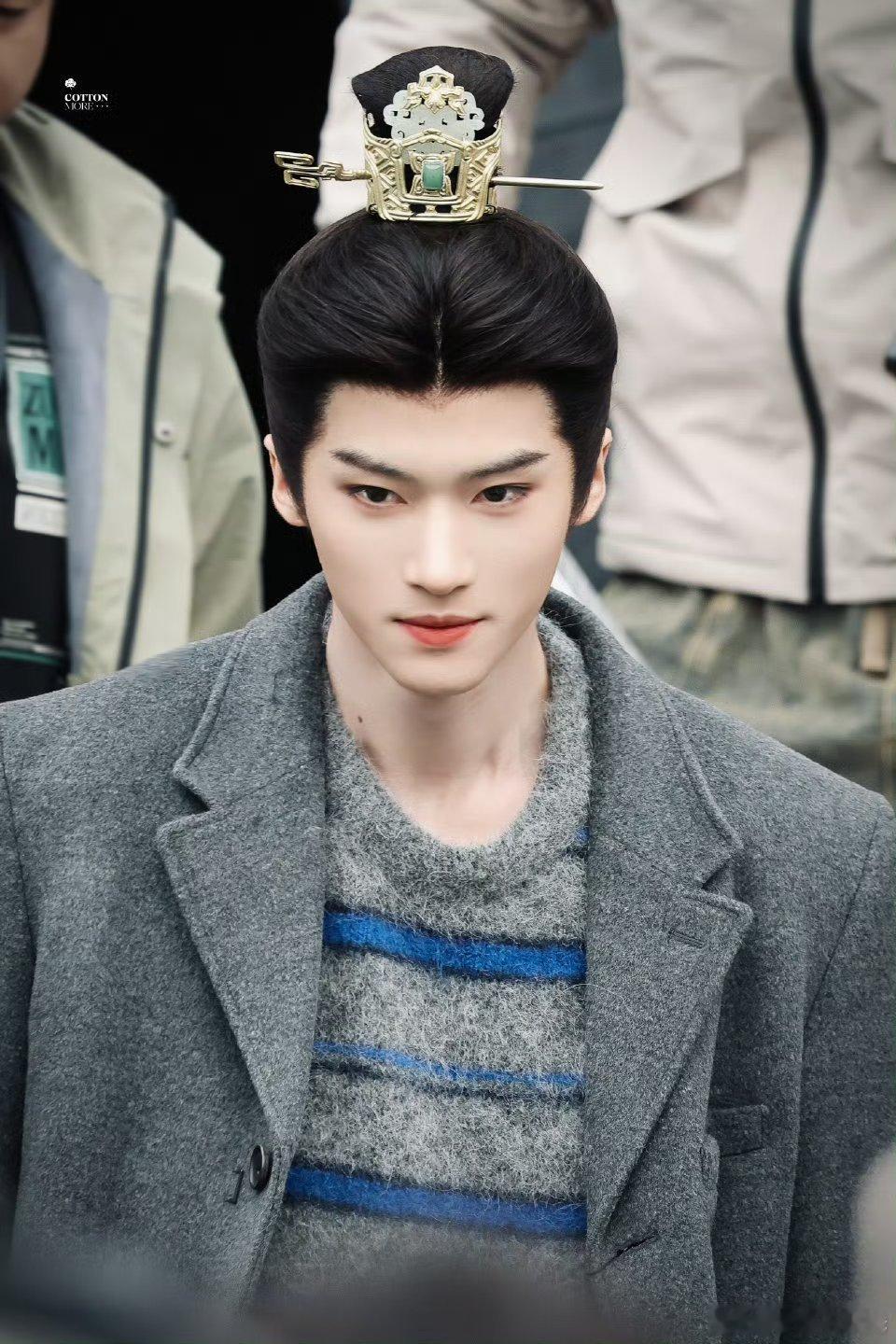 田曦薇 闫桉《嫁金钗》开拍第一天出妆路透，看下怎么样？ 