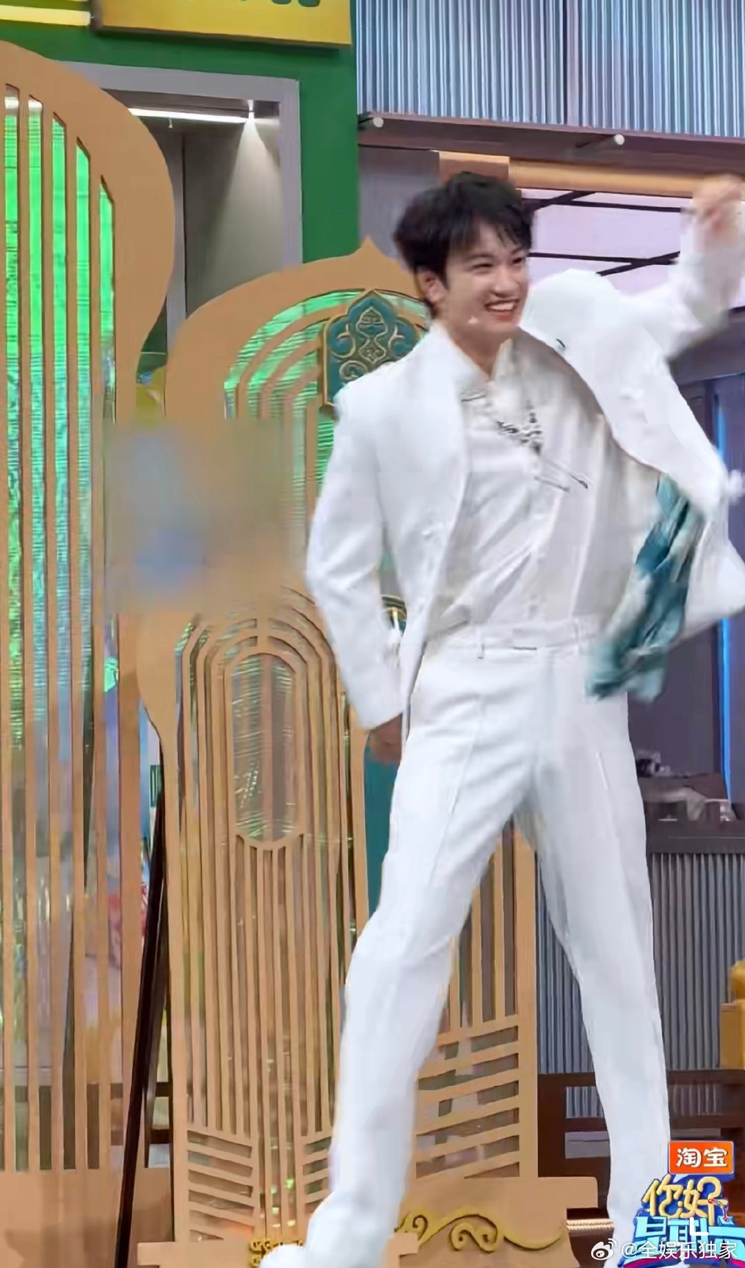 敖子逸跳了青春修炼手册 直拍质感绝了！敖子逸舞姿利落又舒展，把三种曲风的精髓精准