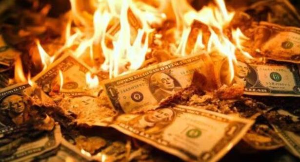 去美元化：美国财政部创纪录回购黄金，并以黄金向中国支付款项。
 
美国官方黄金储