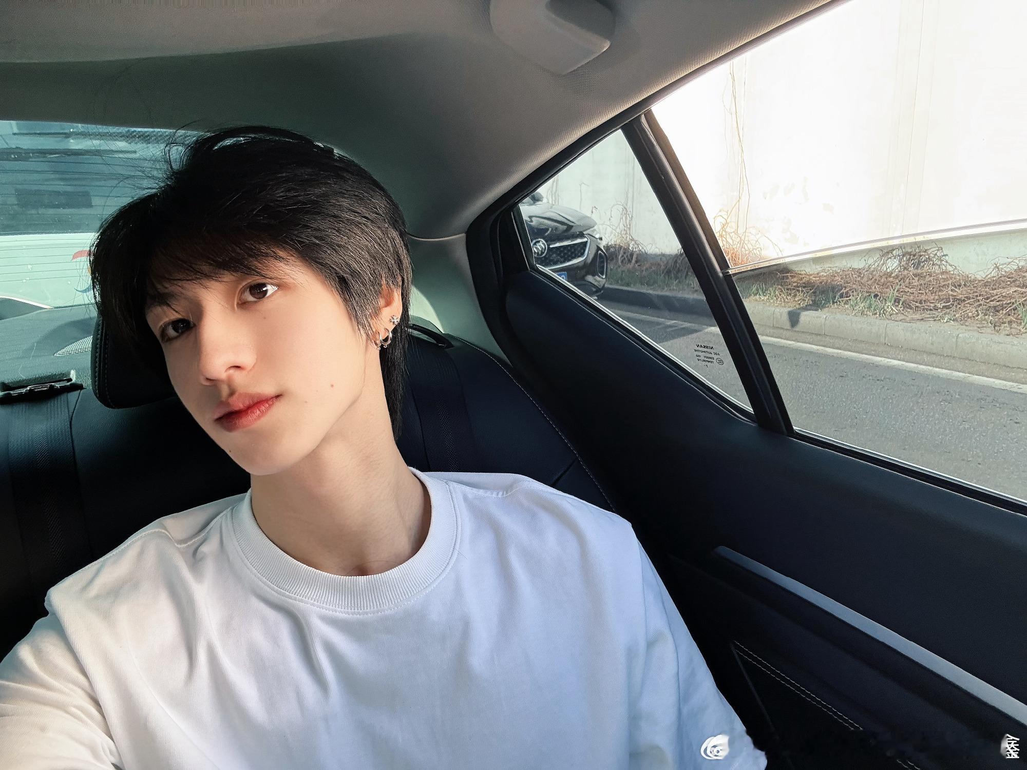 加速队员TOP登陆少年组合朱志鑫在线求助加速队员朱志鑫在线求助朱志鑫在《全员加速
