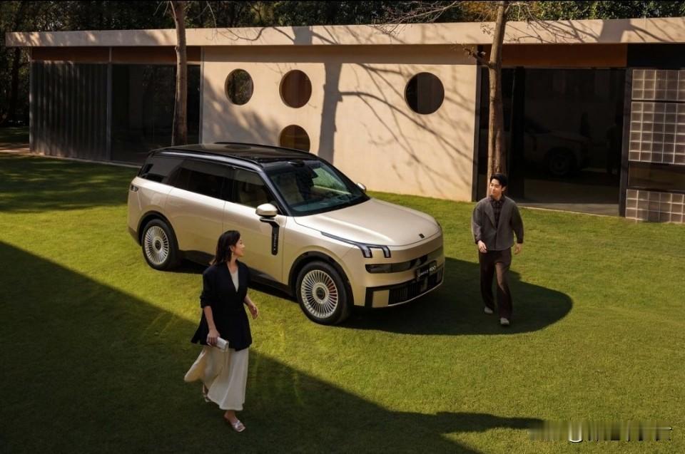 领克900大五座正式上市，限时25.48万起，之前有去试驾过，体验不错。基于SP