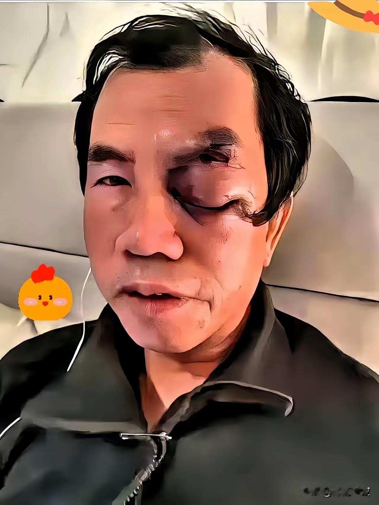 他带着大笔财富移民美国，在那里，每天钓鱼、游泳，生活惬意悠闲，他甚至一度认为美国