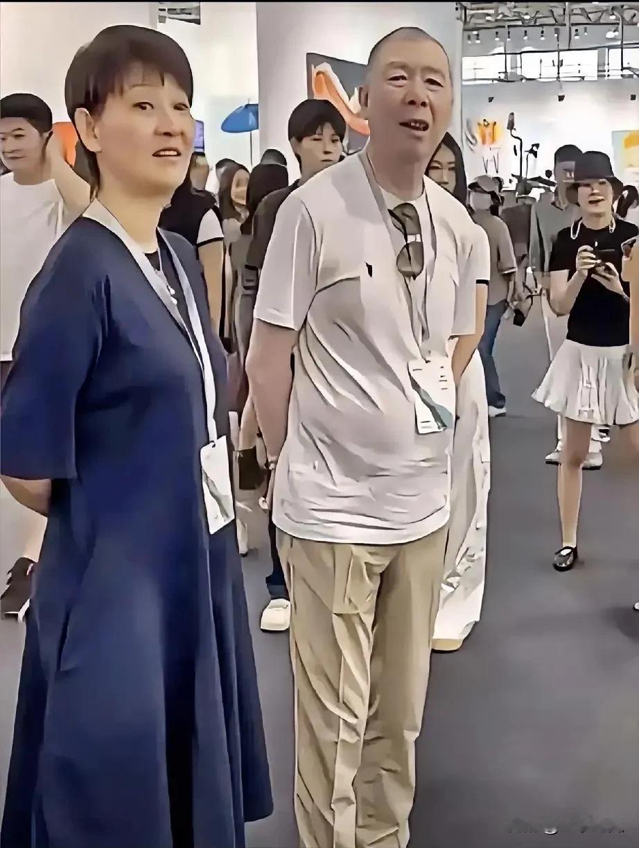 徐帆老了，当年貌美如花，如花似玉的徐帆青春不再，没有了以前的风韵和气质了，岁月真