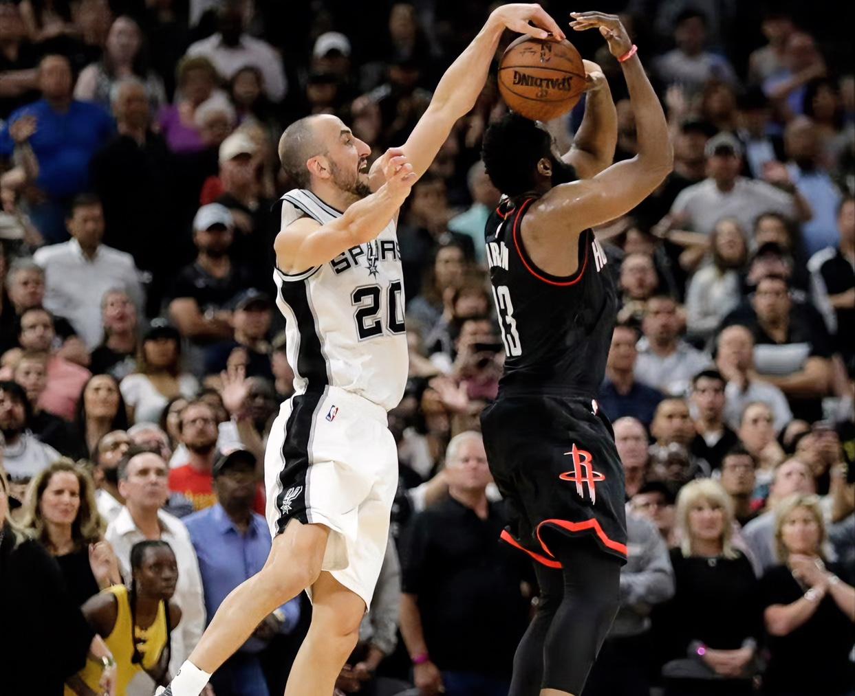 文班亚马：登哥，你觉得我这个盖帽怎样？？
哈登：挺好啊！你们这又绝杀又盖帽，带领