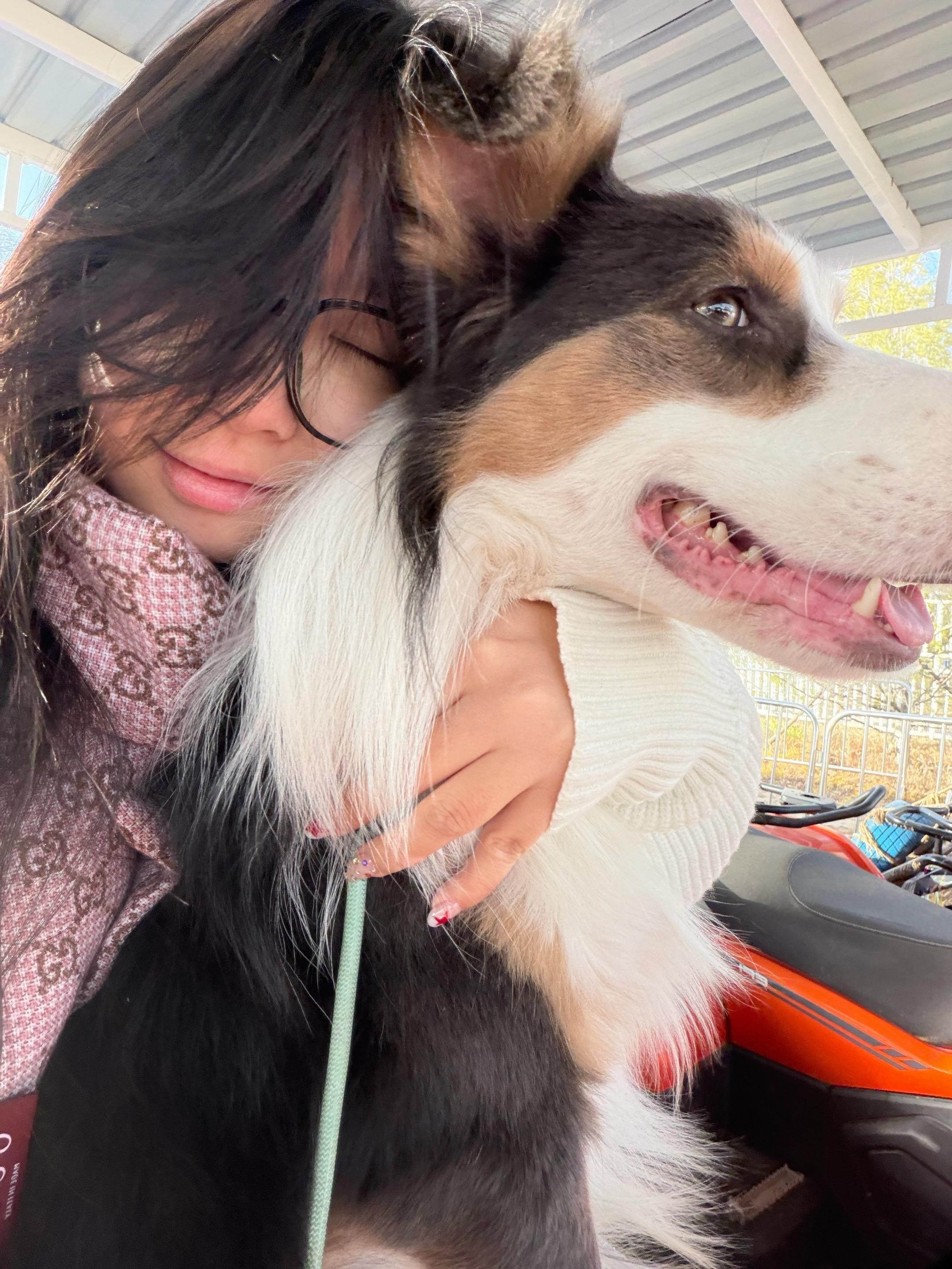 小琦的遛狗日记 我今天去骑了越野摩托  真的好开心 发自内心的开心 加油！！