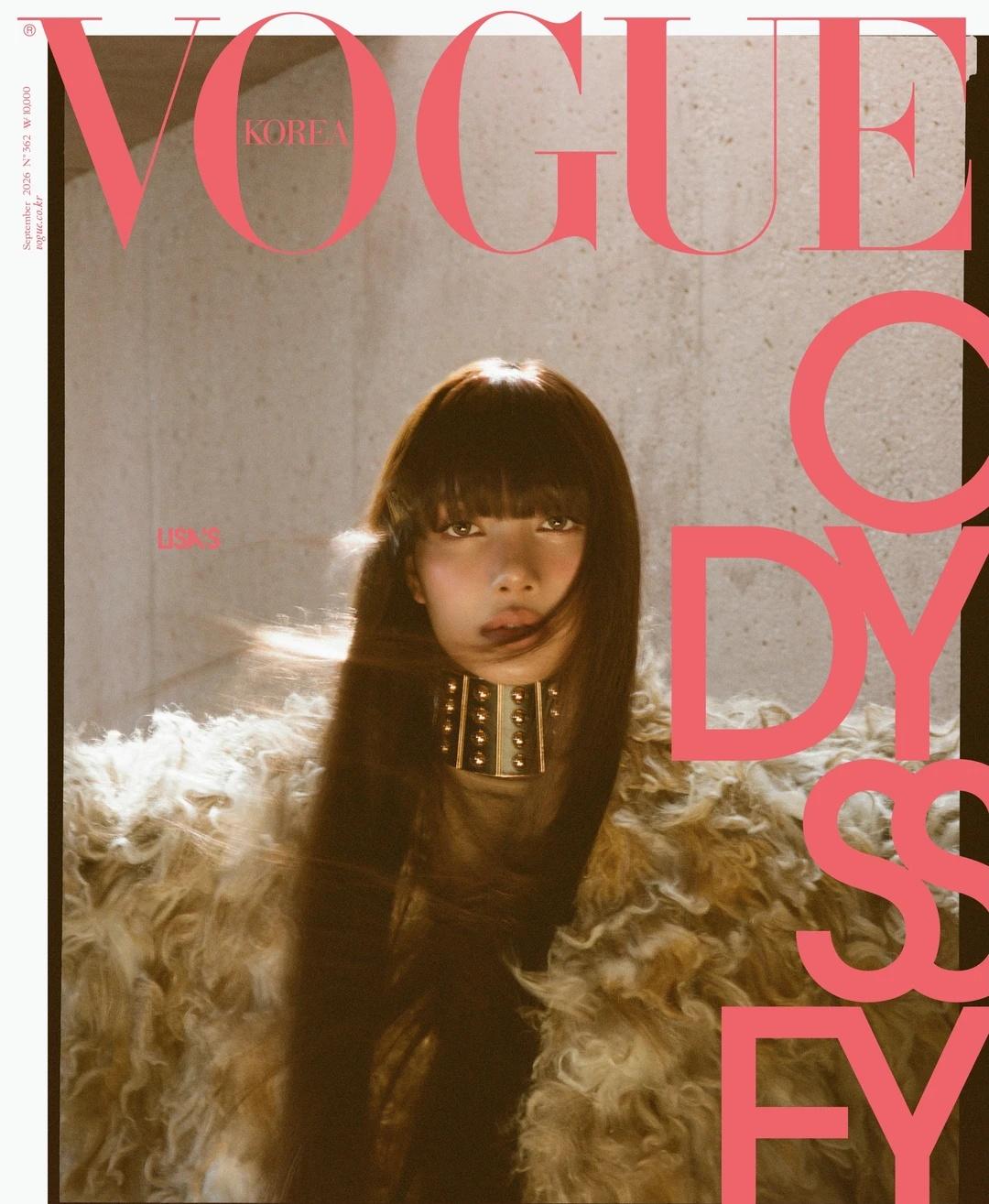 Lisa坐镇VOGUE Korea金九封面‼️完全女王🤩
由Louis Vui