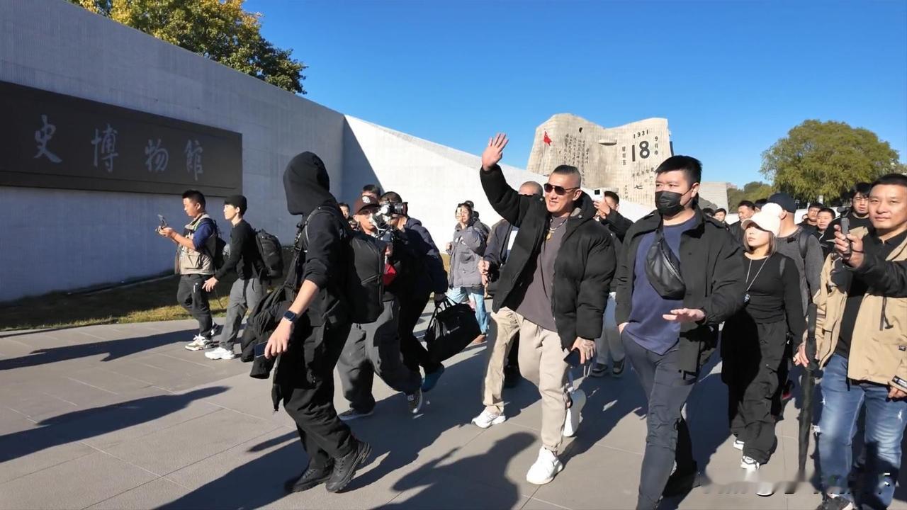 【历史共鸣处，两岸赤子心】台湾网红“馆长”陈之汉探访沈阳“九·一八”历史博物馆的