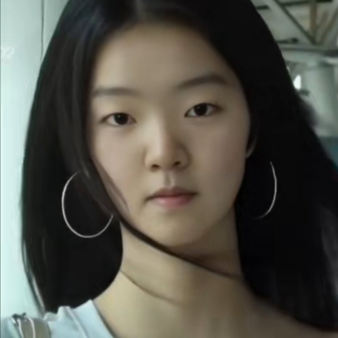 旺仔小乔直播露脸 名为“旺旺周渝”的账号露脸直播，网友发现其疑似“旺仔小乔”小号