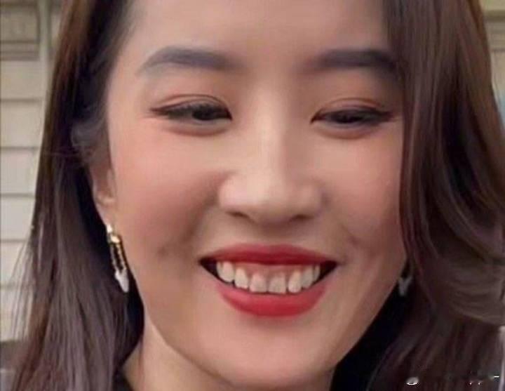 刘亦菲鼻基底太会长了刘亦菲鼻基底太会长了 不提倡容貌焦虑哦，女孩子都是很美丽的，