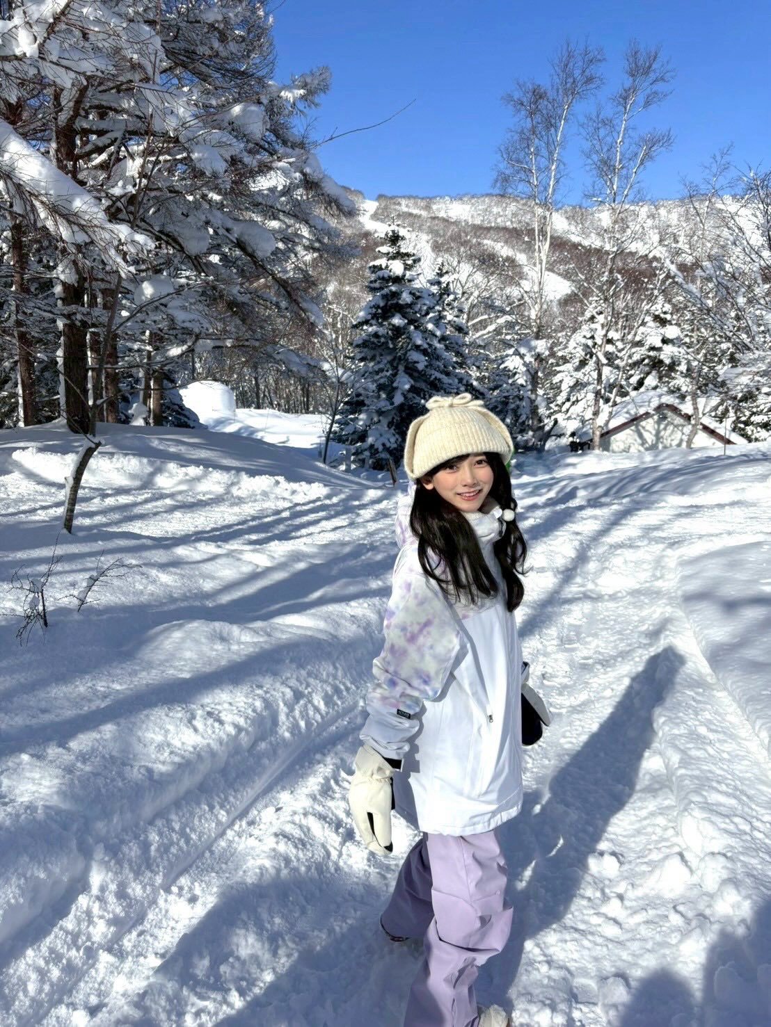 池田瑛紗「雪！アイコン変えてみました。5年目も頑張ります(｀･н･´)」 