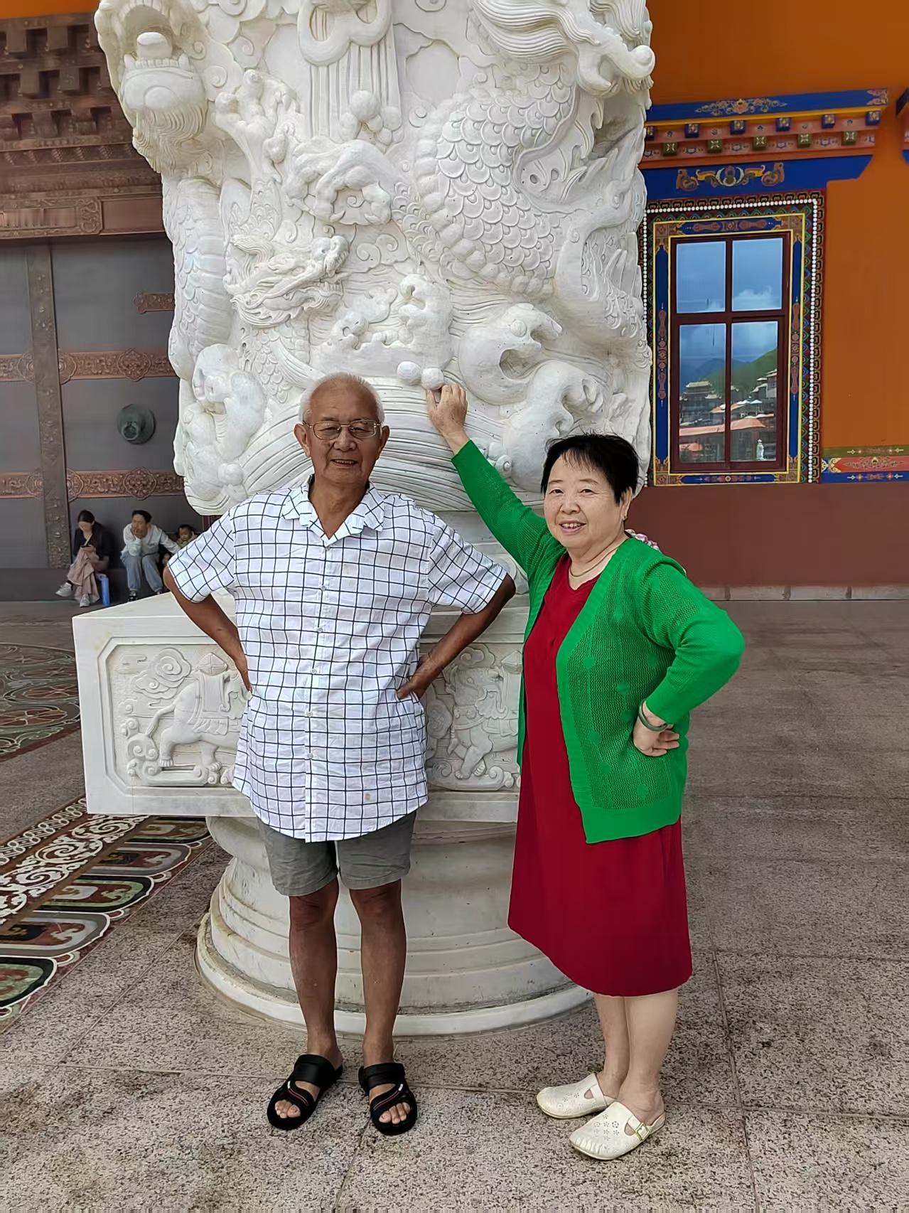 古柯与刘晓庆要打的官司应该是两个    一个是经济官司     一个是道德官司 
