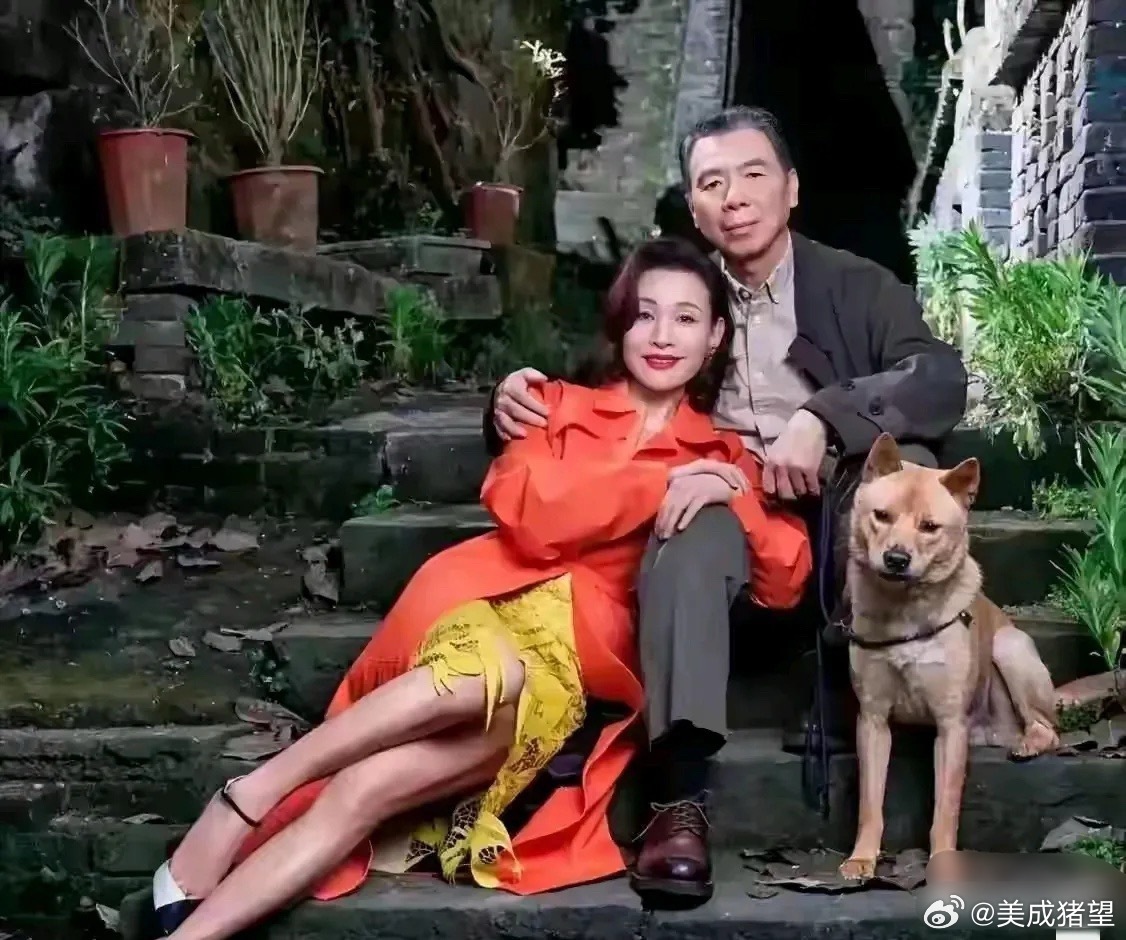 徐帆早都见怪不怪了，早就练成了金刚看不见功。 