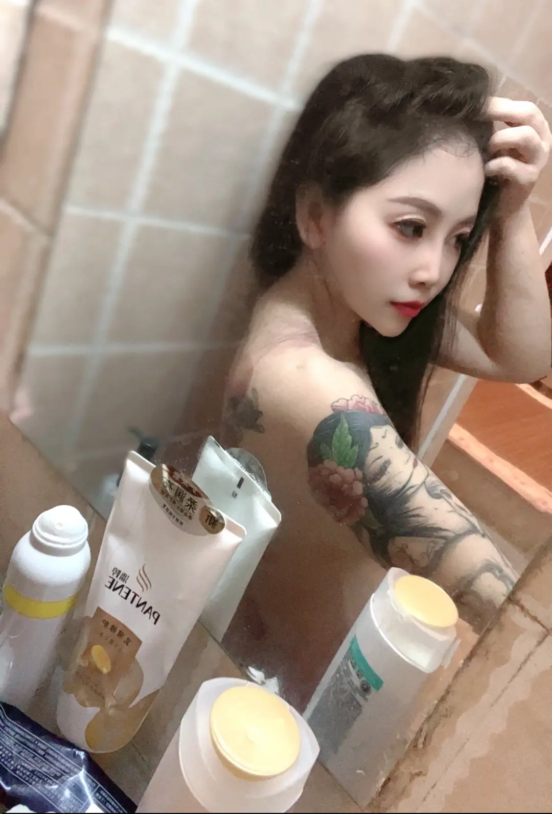 换个城市，毕竟沿海城市，没有后台，是站不稳的