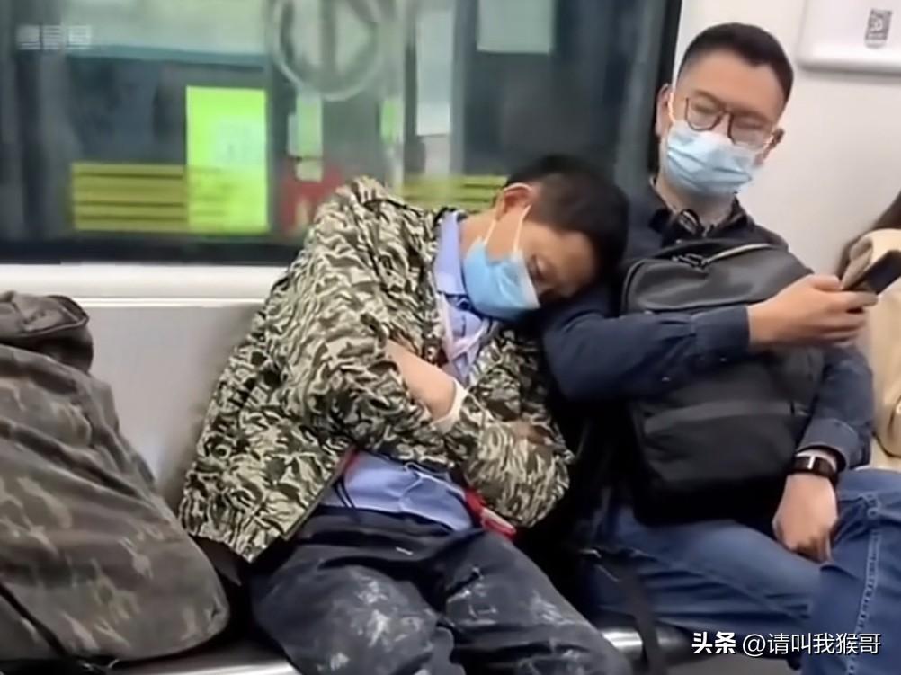 互联网上这些年的暖心瞬间，你还记得几个故事？