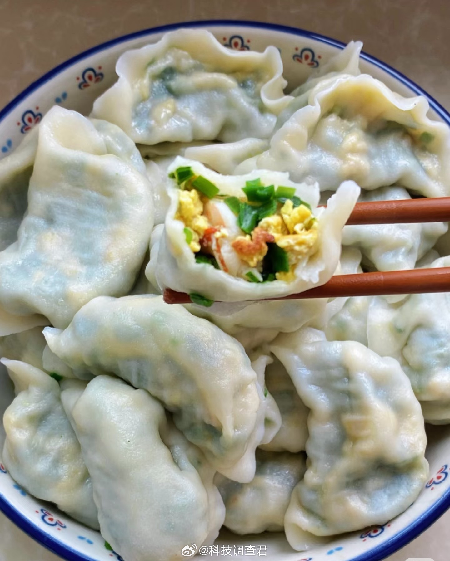 水饺工厂销毁价值50万微瑕产品我最喜欢吃饺子了，只能说可惜了，问一嘴瑕疵饺子质量