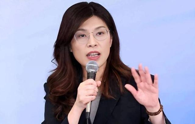 最新民调显示，郑丽文的支持度垫底，她若想拿下2028年大选基本毫无希望，此番到访
