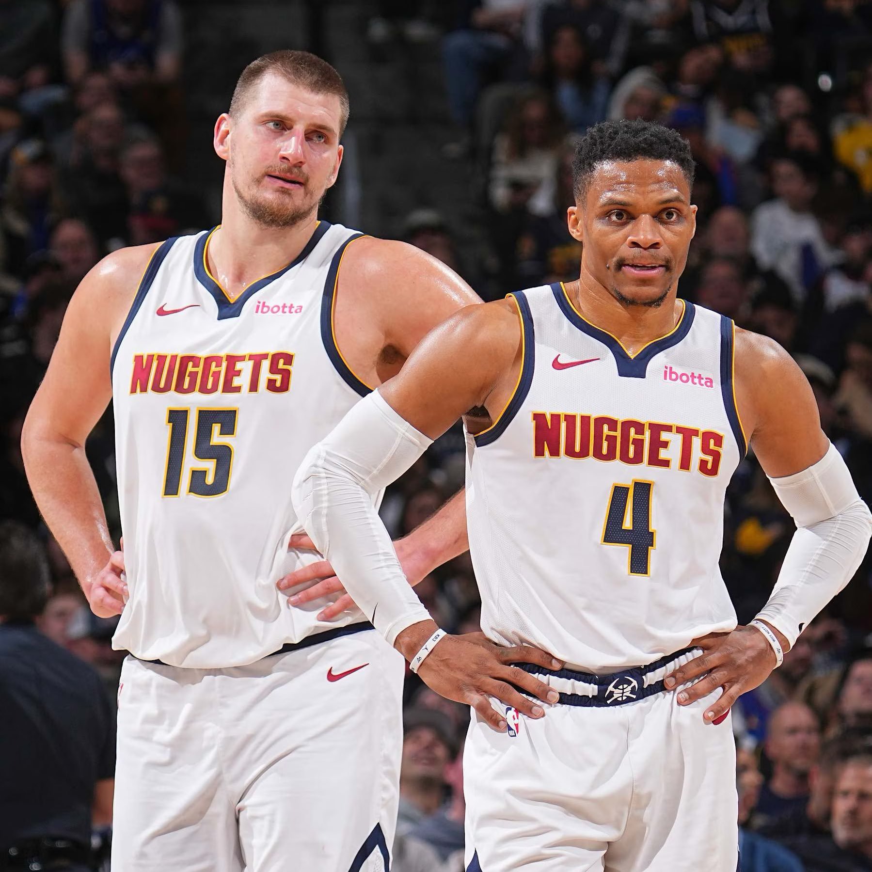 太疯狂了——尼古拉·约基奇正式成为继拉塞尔·威斯布鲁克之后，NBA历史上仅有的两