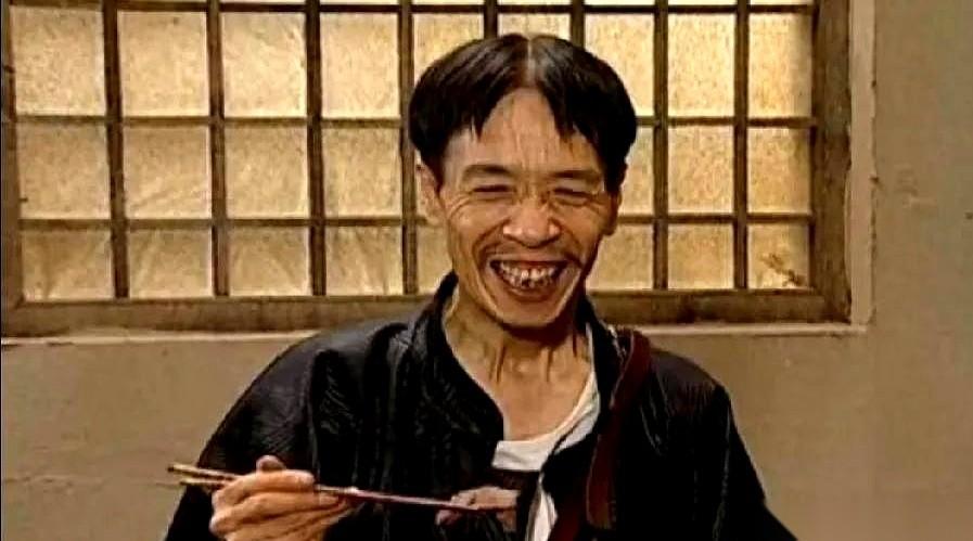 印度有部专门为咱们量身定做的《敌国财产法》。
前脚刚用它罚完我们一堆手机厂，后脚
