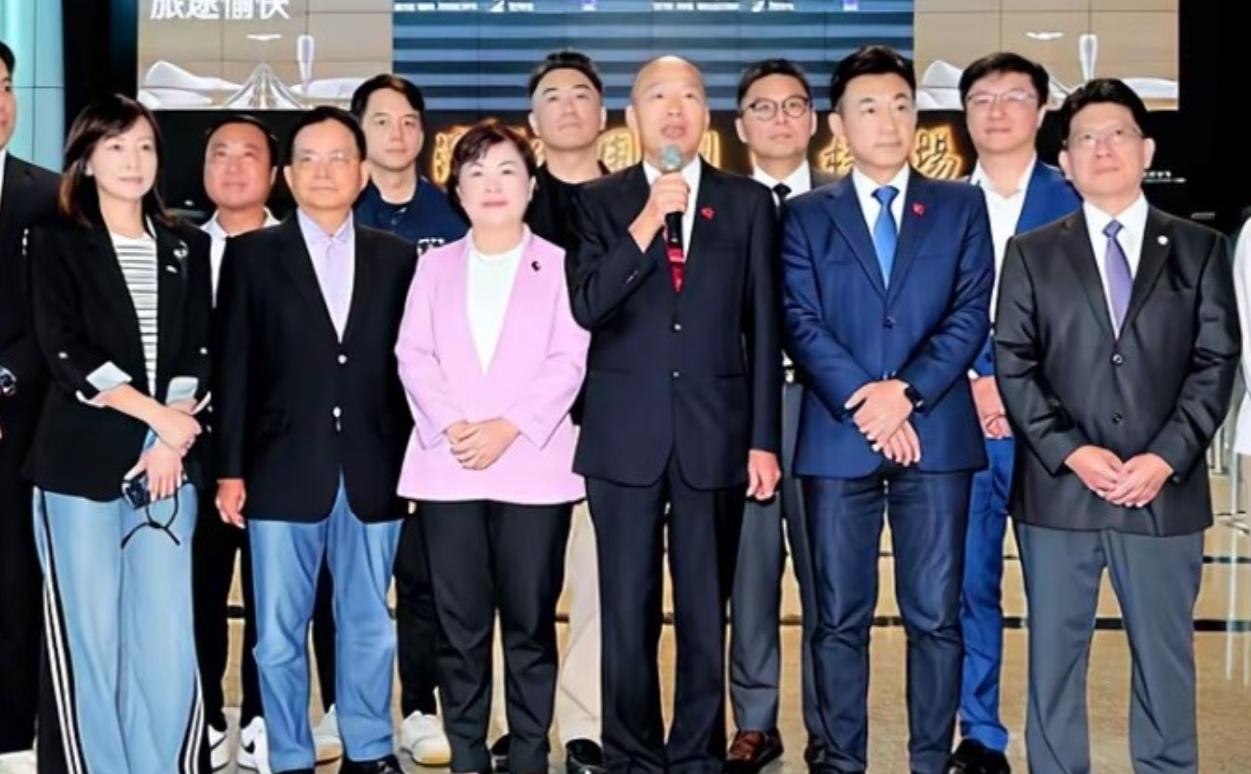太尴尬了！韩国瑜率团窜美第一天就全程遇冷，美方零发声、零接待、无任何行政高官出面