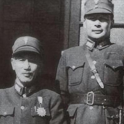 1947年，胡宗南俘虏了5万人，蒋介石为他举办庆功宴，谁知记者却说：“委员长，西