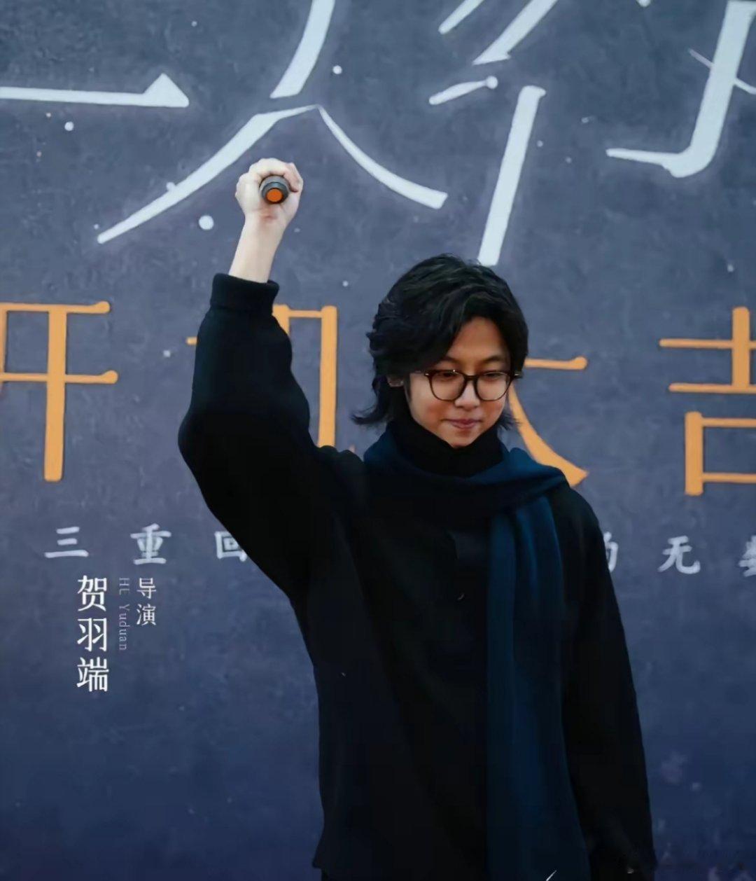 原来三人行的导演是古相思曲的编剧、剪辑指导啊！《三人行》是他第一部长剧… 