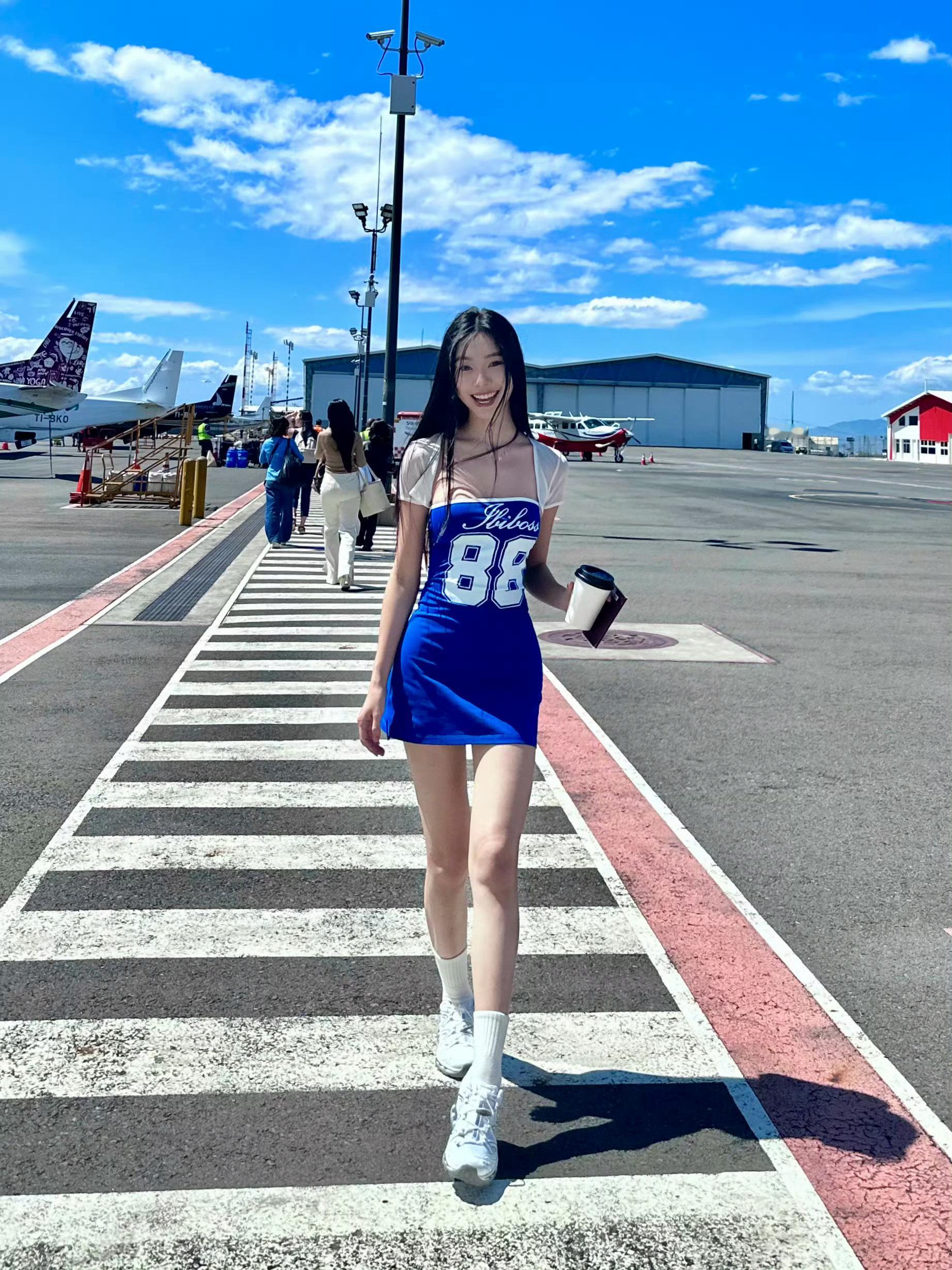 易梦玲 💙 哥斯达黎加之旅，夏日蓝精灵 ​​​