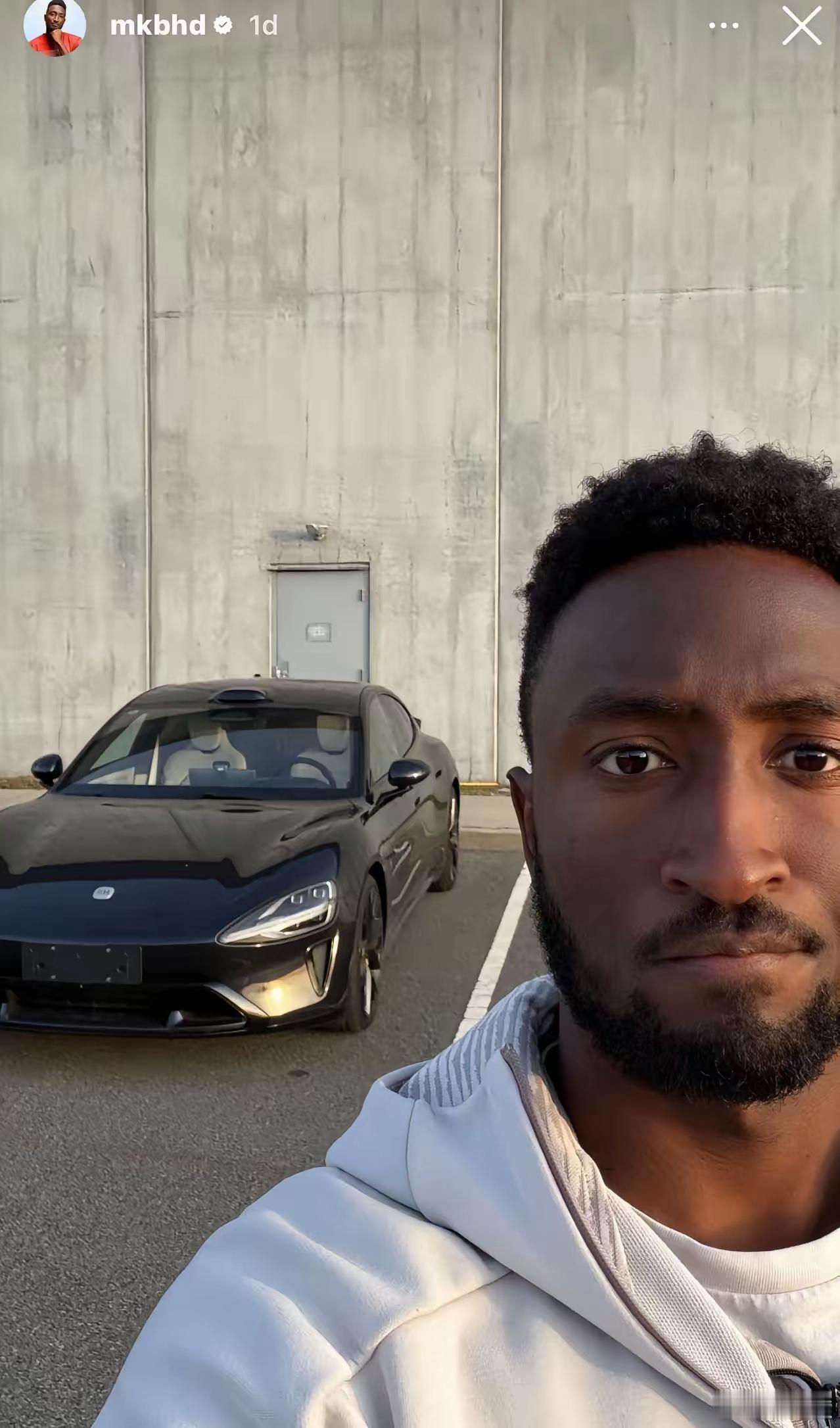 没想到全球第一数码博主 MKBHD 都开上小米汽车了！ 