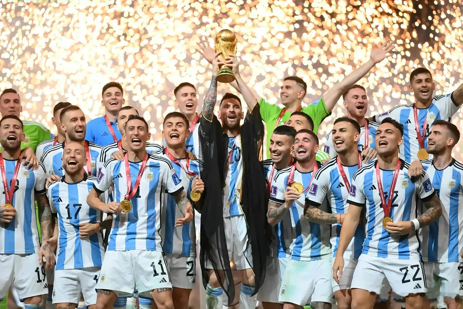 阿根廷🇦🇷卡塔尔世界杯夺冠时刻🏆。足球历史霎时 