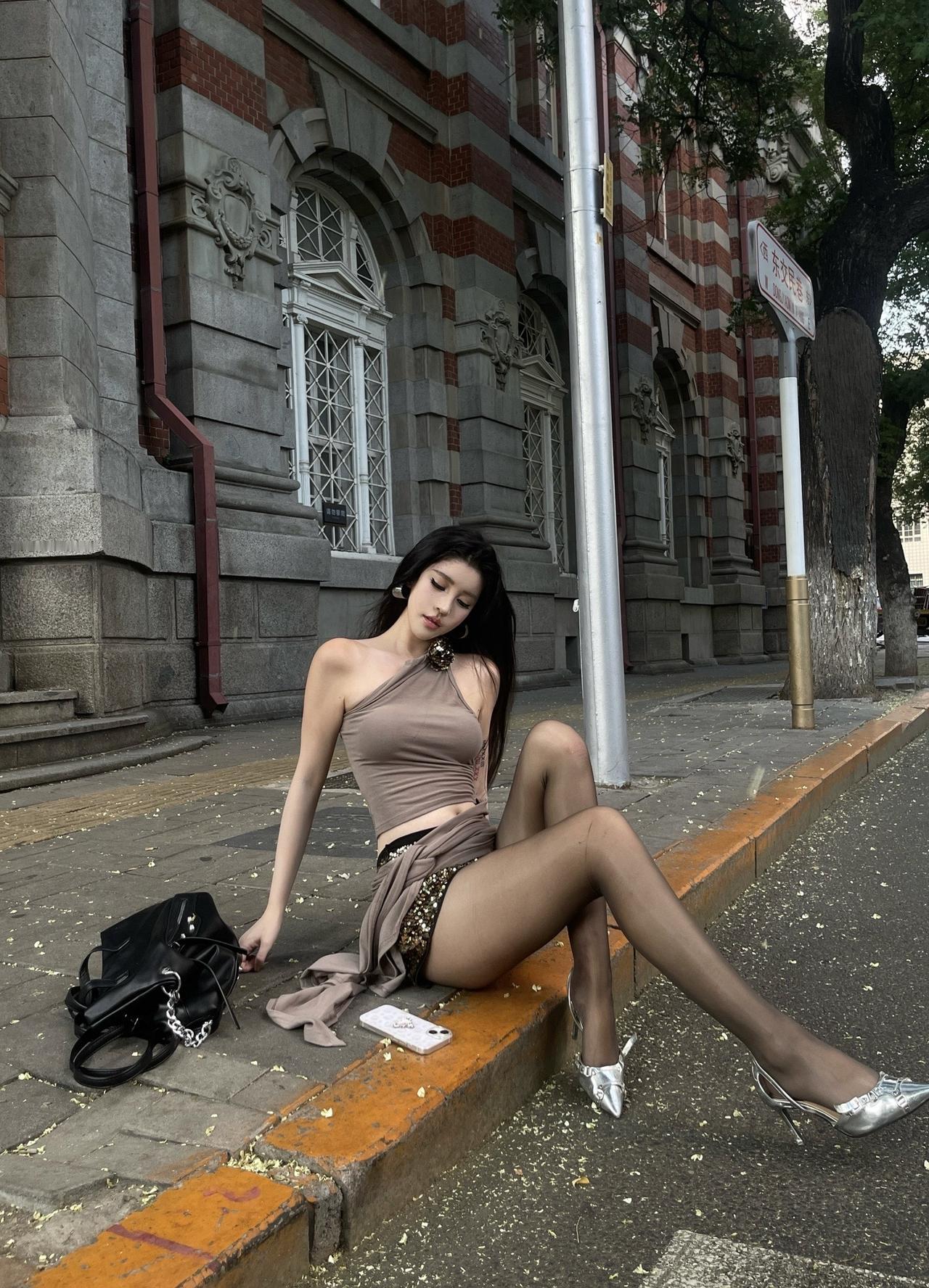 你懒得哄我还懒得闹了呢