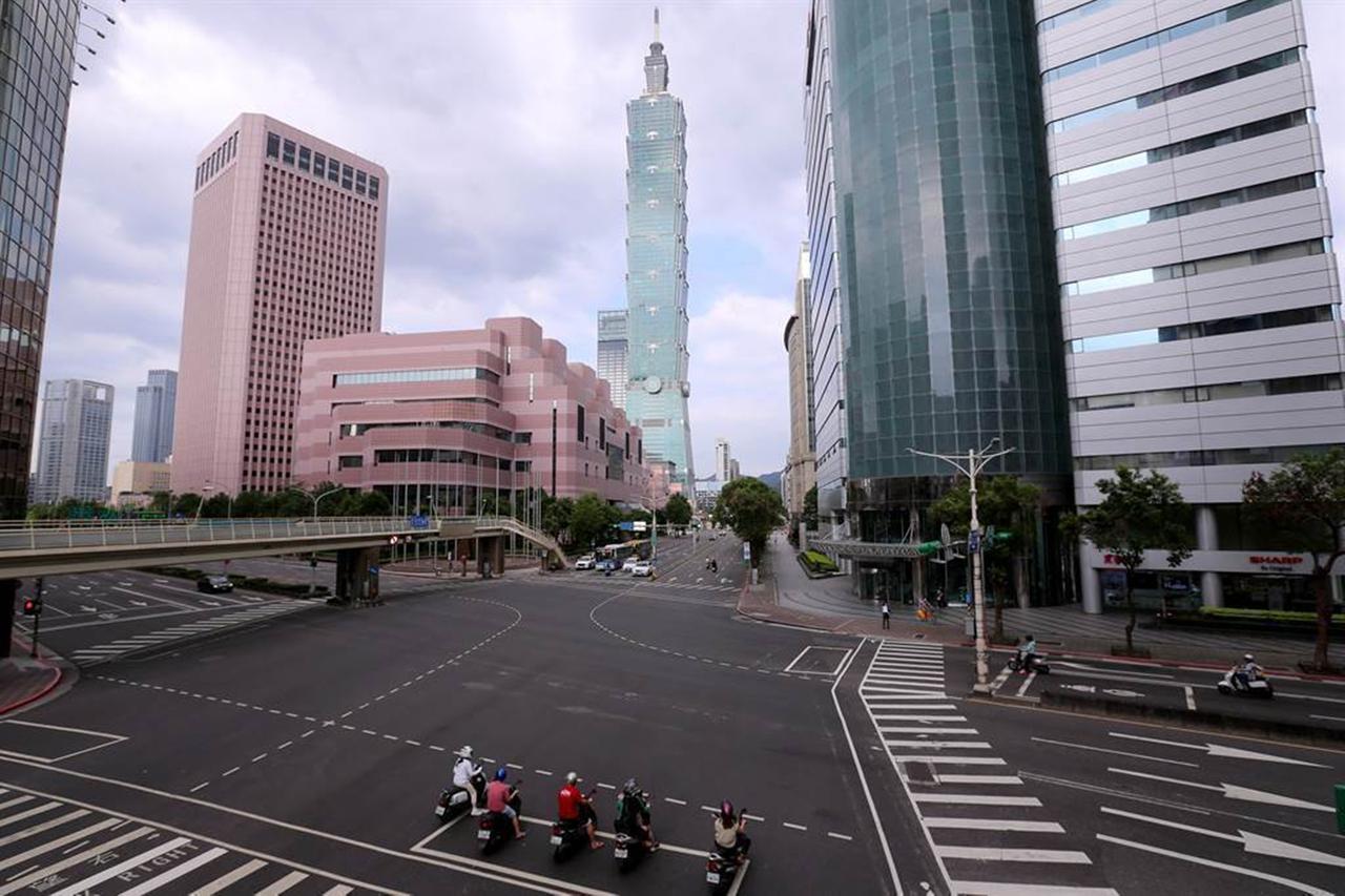 “现在虽然由一名自命‘台独工作者’的人当选，延续民进党已经八年的执政，但‘台独’
